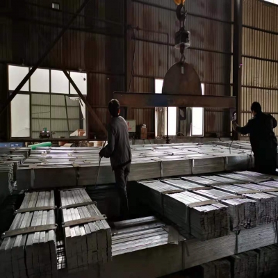 鋼材期貨上漲，熱鍍鋅扁鋼出貨良好